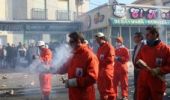 Lanzamiento de cohetes en Villarta de San Juan durante las fiestas de las Paces