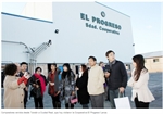 Imagen de la visita de taisaneses a la cooperativa El Progreso de Villarrubia de los Ojos 