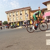 La Vuelta Castilla-La Mancha LEADER, a su paso por Villarrubia de los Ojos.