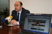 El alcalde de La Solana, Diego García-Abadillo, presentó la nueva página web www.lasolana.es